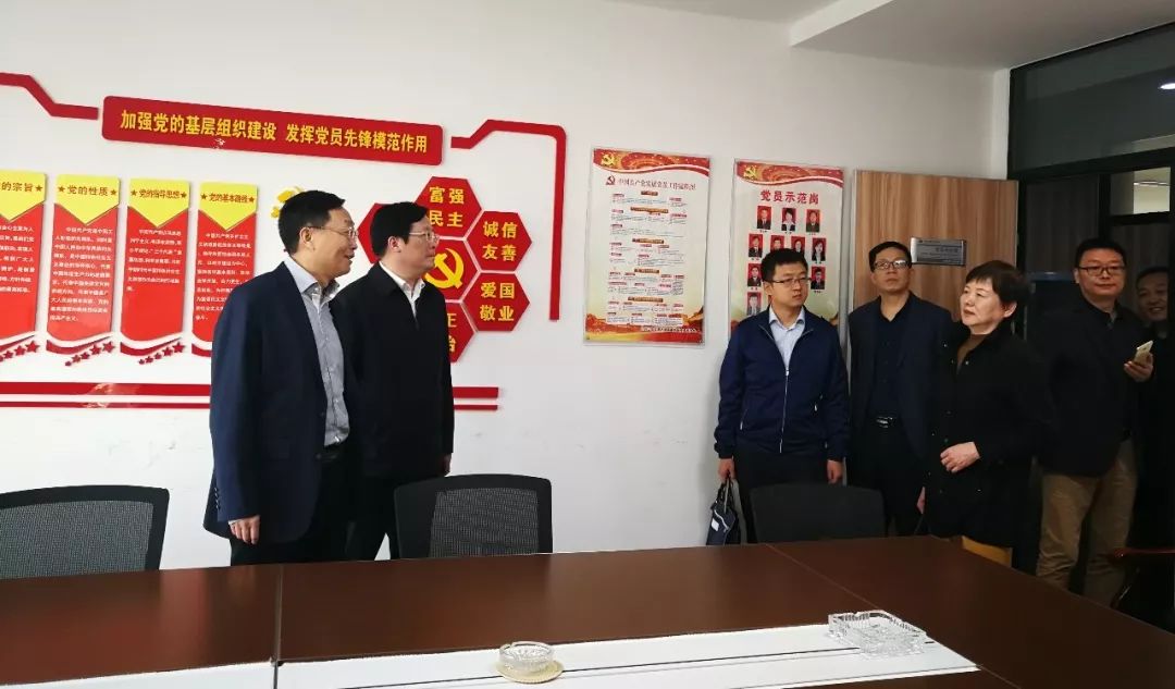 1570849185373515.jpg 2.jpg